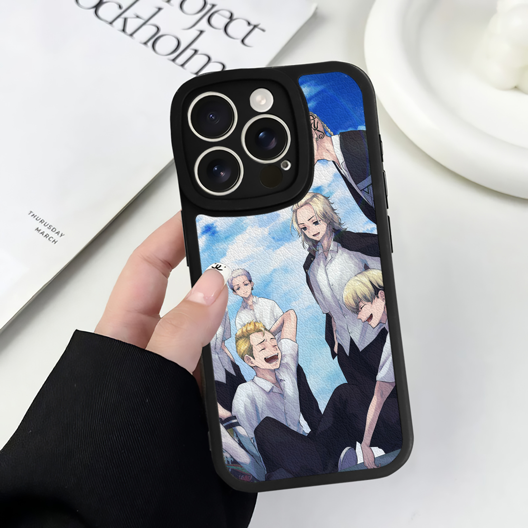 （画像用） 東京リベンジャーズ Tokyo Revengers 【iPhone 16シリーズ対応】シリコンスマホケース（レザー調） 材質：シリコン